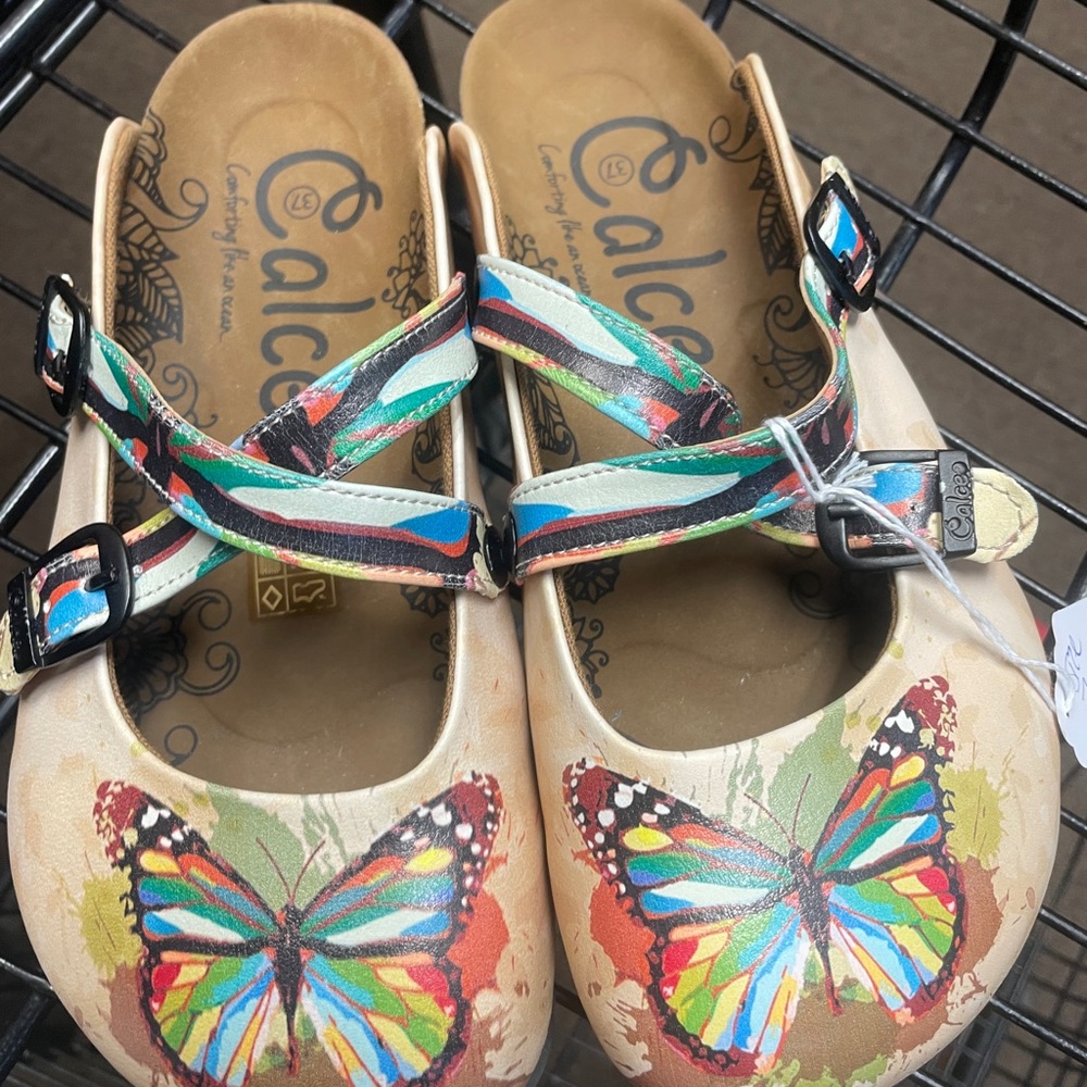 Calceo Butterfly shoes
